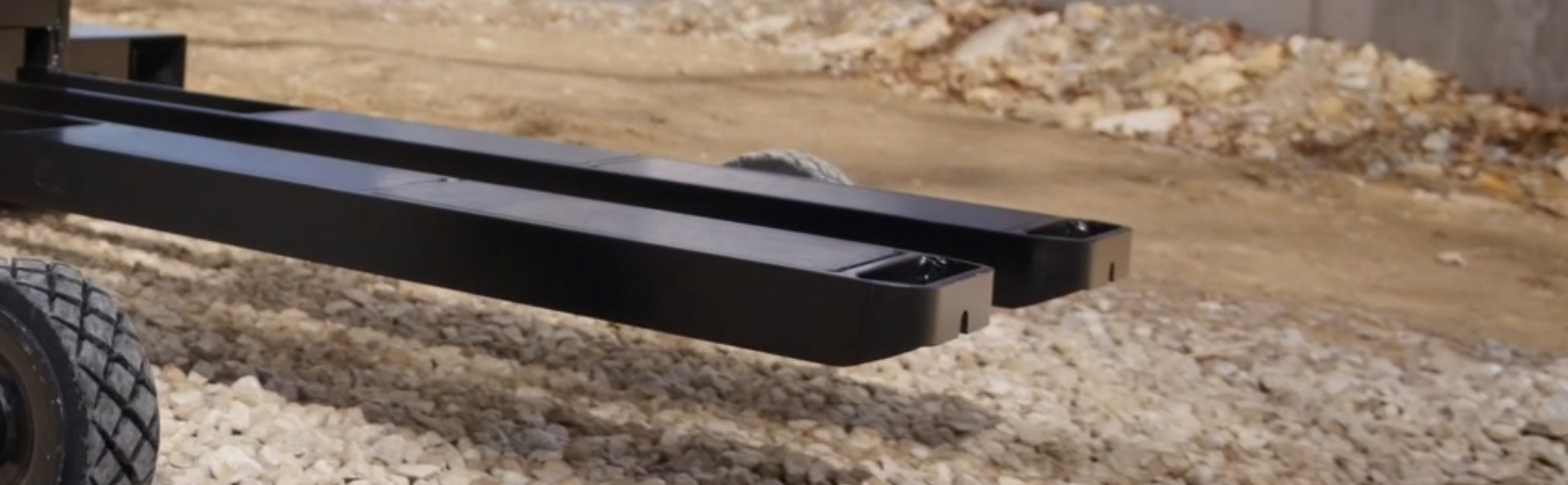 21-innolift_allgemein_mitnehmstapler_selbstverladend_funktionsweise_teleskopieren_54