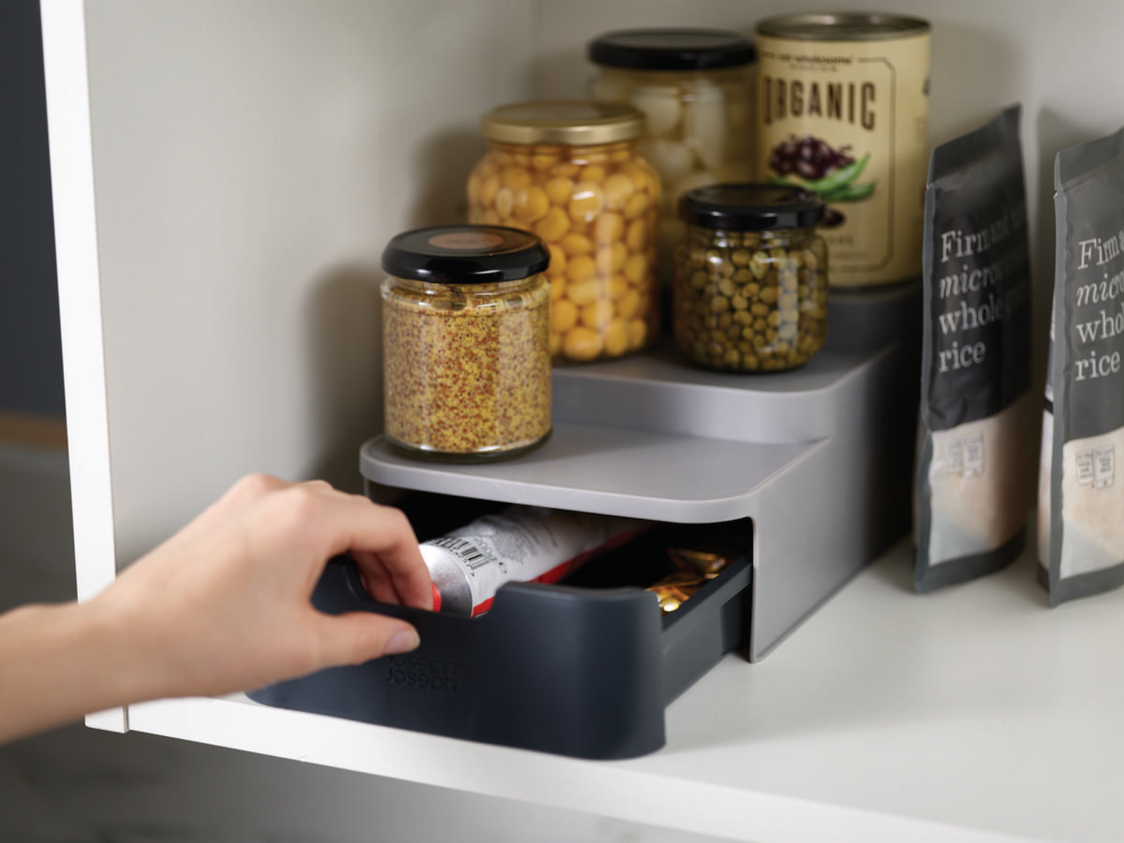 Kompakter und gestufter Organizer für die Aufbewahrung und Organisation von Küchenschränken | CupboardStore
