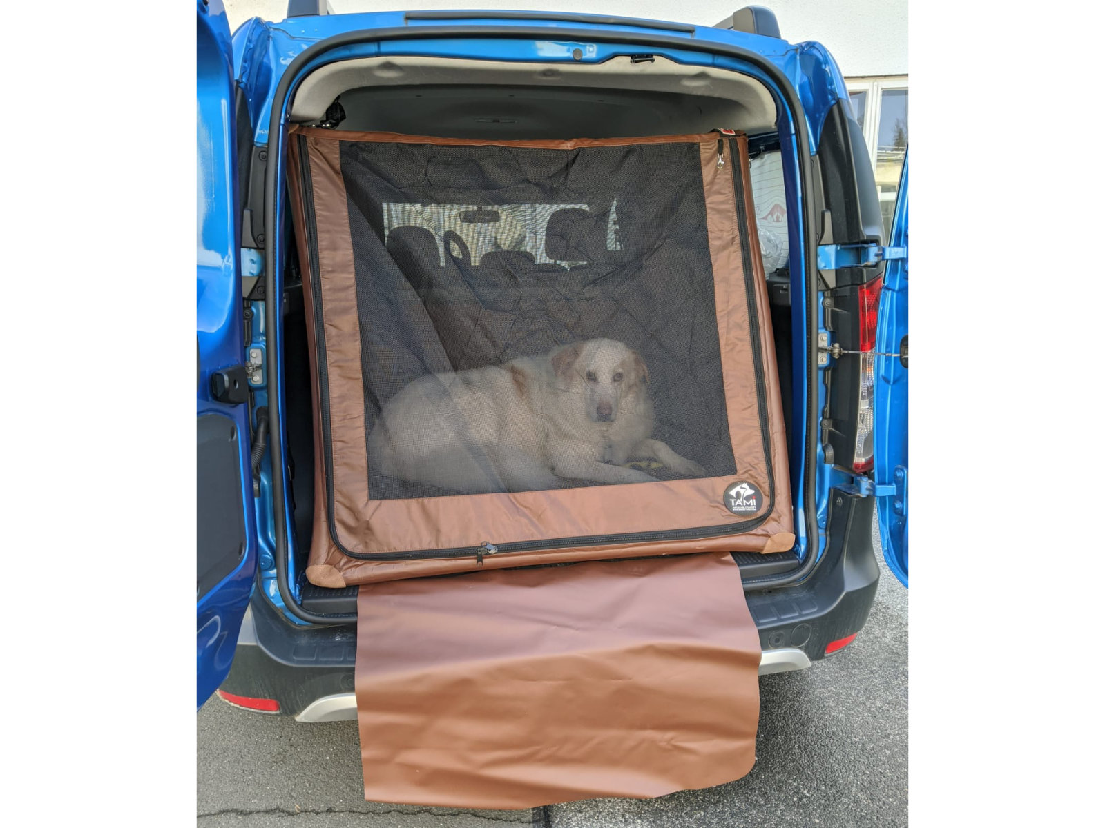 Kofferraum-Hundebox Transportbox Größe S-XXL - aufblasbar mit Airbagfunktion Tami für Auto und Home