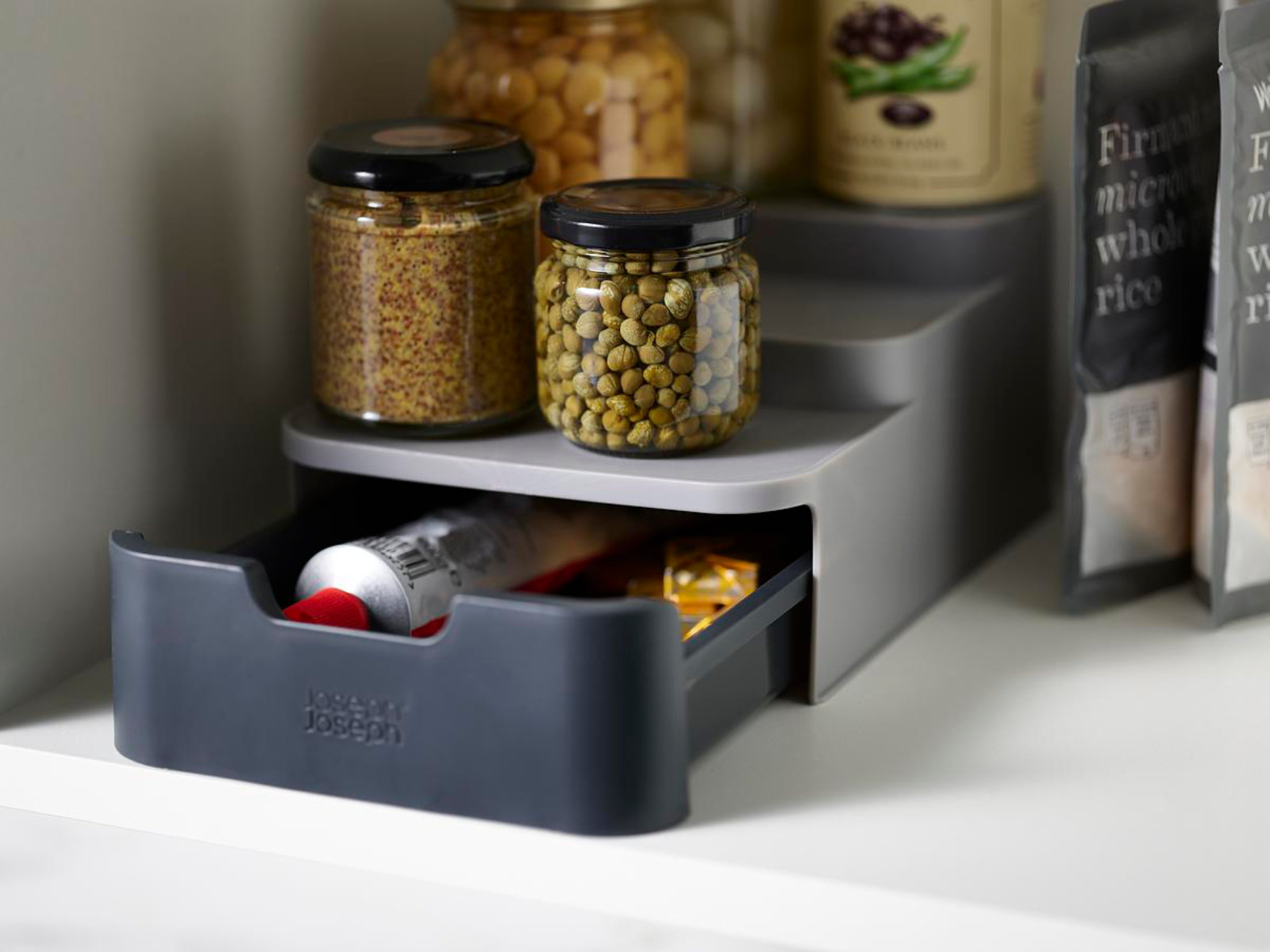 Kompakter und gestufter Organizer für die Aufbewahrung und Organisation von Küchenschränken | CupboardStore