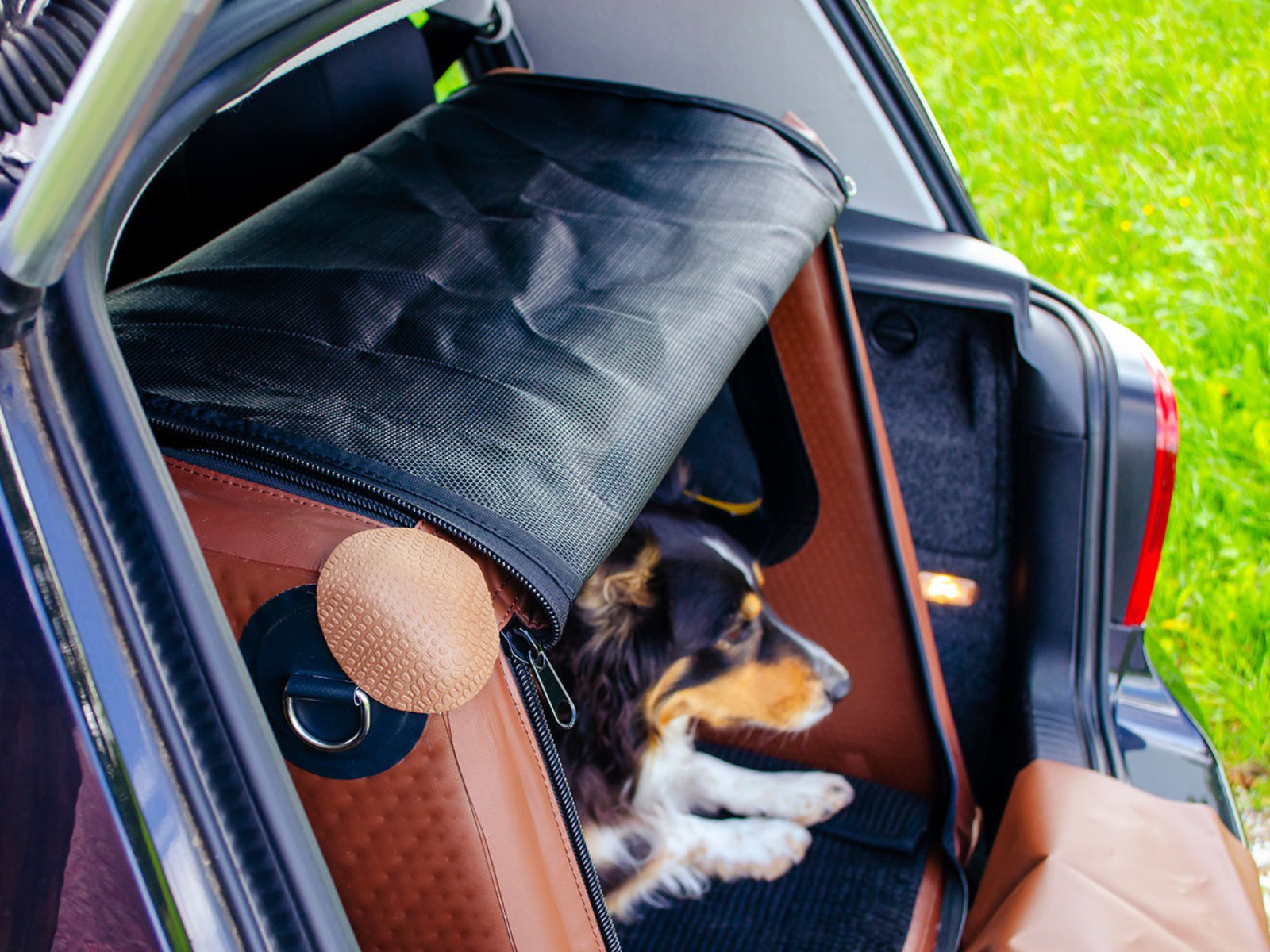 Kofferraum-Hundebox Transportbox Größe S-XXL - aufblasbar mit Airbagfunktion Tami für Auto und Home