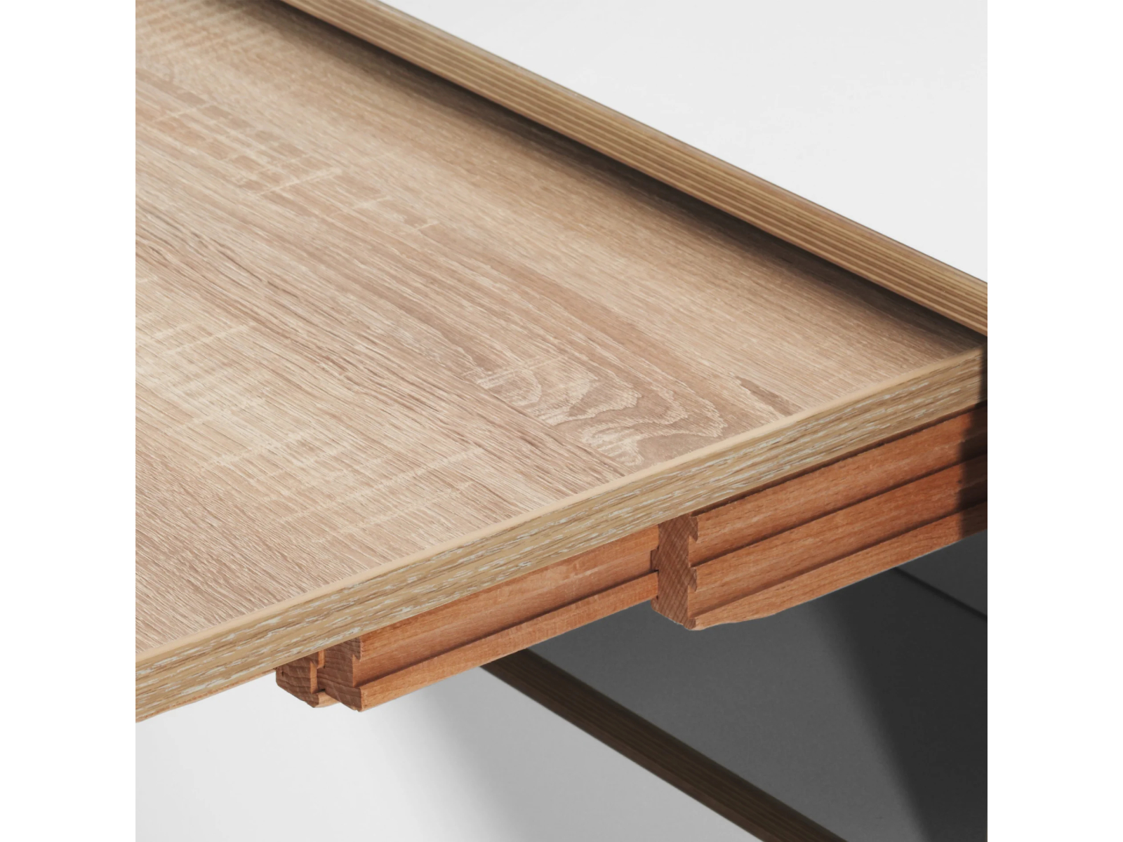 Schreibsekretär mit ausziehbarer Arbeitsfläsche und Schubladen-Vollauszug links ─ Weiß | Country Living ─ Alwin’s Secretary The Idealist